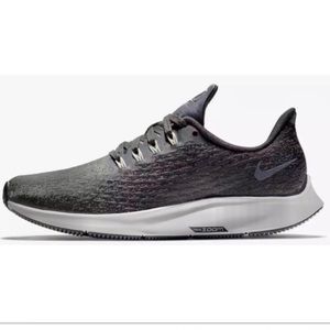 NIKE Zoom Pegasus 35 Premium Running Shoes, Size 7.5